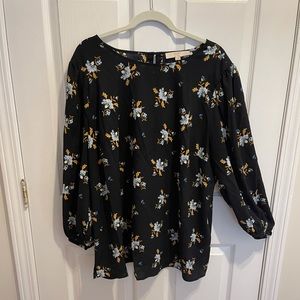 Loft plus size navy floral blouse. 3/4 sleeve